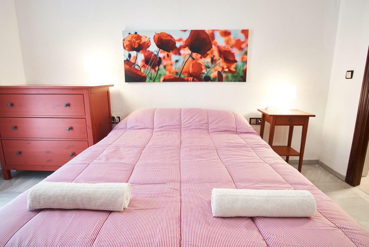 Pureza Oasis Suite Севилья Экстерьер фото