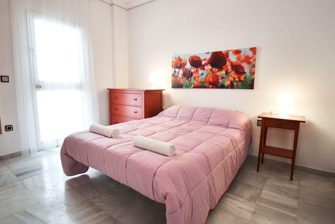 Pureza Oasis Suite Севилья Экстерьер фото